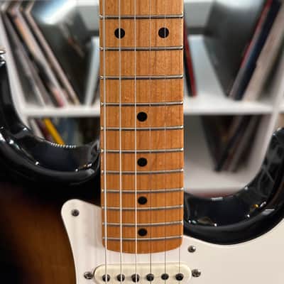 Fender Custom Shop 50th Anniversary 1954 Masterbuilt Stratocaster 2004 - Sunburst image 11