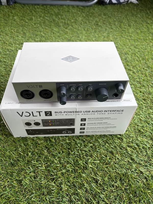 Universal Audio Volt 2 USB-C Audio Interface with Box image 1