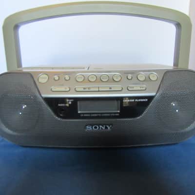 Vintage Sony Radio CFD-S05 Cassette, Cd player 2000s image 11