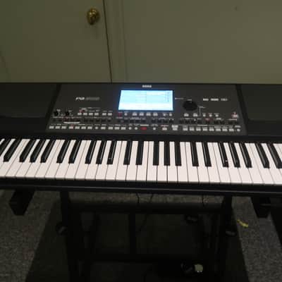 Korg Pa600 61-Key Arranger Workstation 2024s - Black