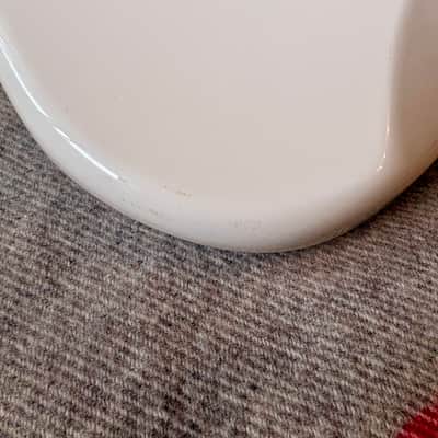 Fender Standard Stratocaster (MIM) 2015 - Arctic White Bild 11