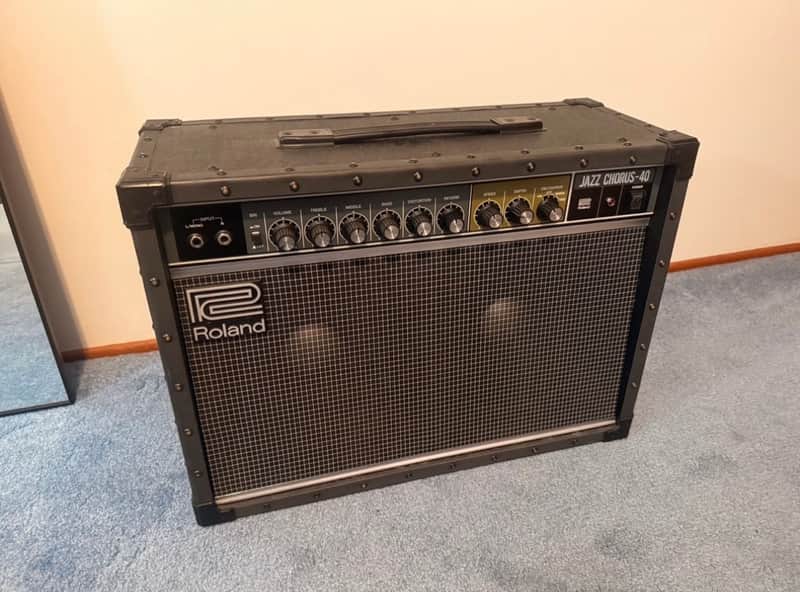 Roland JC-40 Jazz Chorus 2-Channel 40-Watt 2x10" Guitar Combo 2014 - Present - Black image 1