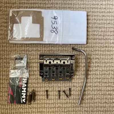 Kahler Bass tremolo (2400 - 4 string) - chrome image 2