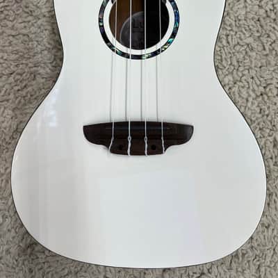 Luna Model UKE HAU C Concert Size All White Ukulele with Gig Bag image 3