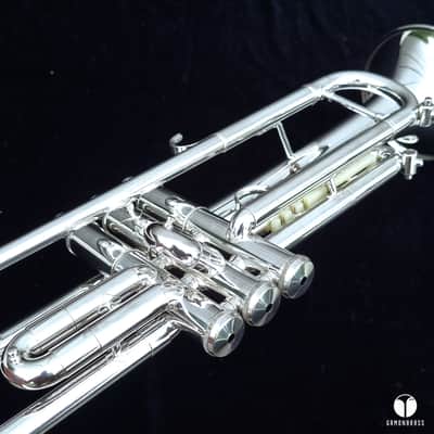 Beautiful Getzen Eterna Severinsen Model trumpet case mouthpiece gamonbrass image 14