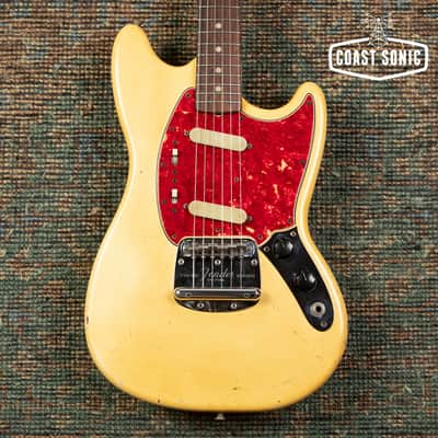 Vintage 1965 Fender Mustang, L Serial, pre-CBS era, w/ original case image 1
