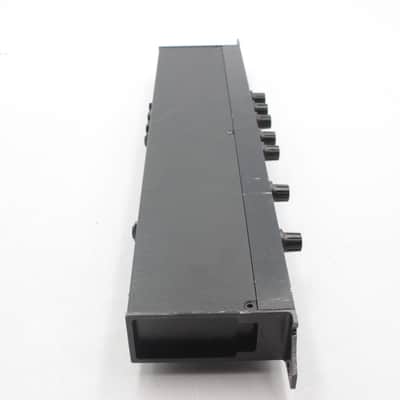 Alesis MicroVerb III 16-Bit Digital Reverb and Delay Effects Processor image 3