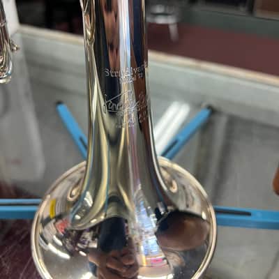 Bach Stradivarius Trumpet in B♭ 190S72X in Silver w/Case image 3