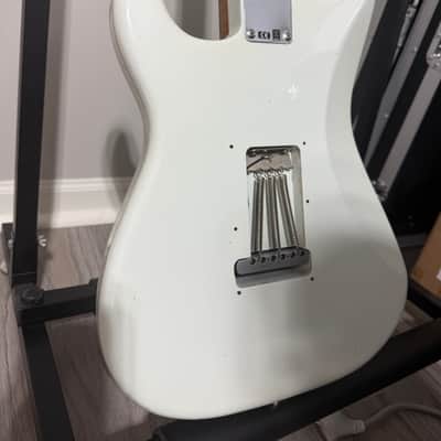 Fender Custom Shop GT11 Journeyman Relic Stratocaster - Olympic White/3-tone Sunburst 2025 - Olympic White/3-tone Sunburst image 6