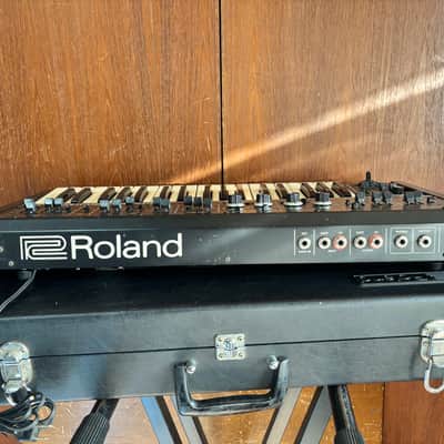 Roland SH-2 vintage analog synthesizer Perfect Working w/ original case image 7