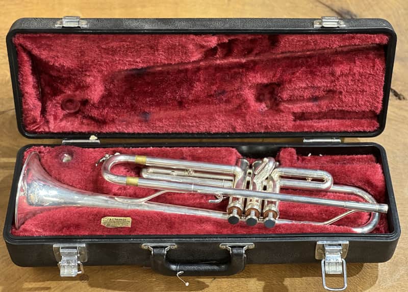 Yamaha T100S Trumpet- Silver image 1