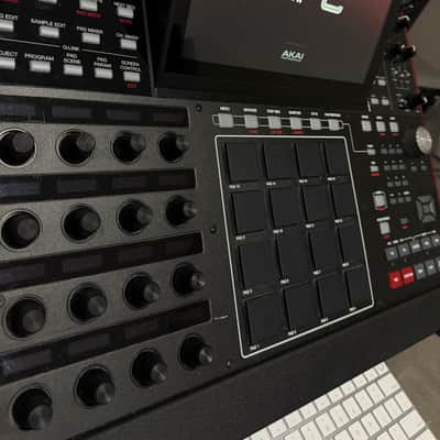 Akai MPC X Standalone Sampler / Sequencer 2017 - Present - Black image 6