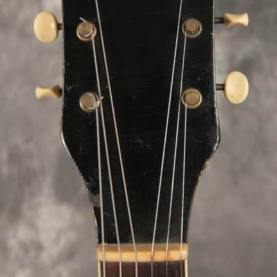 Airline 3 Kleenex Pickups w/original Bigsby Vibrato 1960s Sunburst image 3