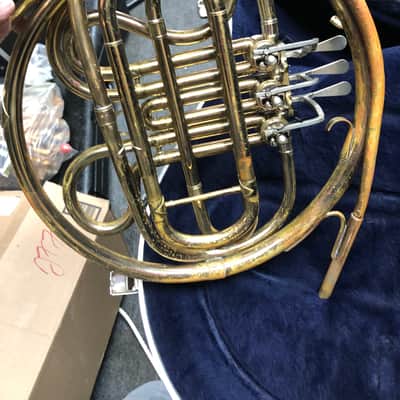 C.G. Conn LTD. French Horn image 4
