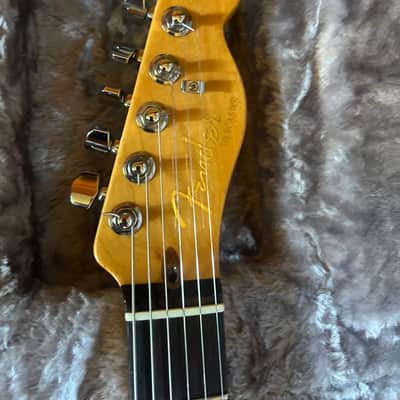 Fender American Ultra Telecaster with Rosewood Fretboard 2019 - Present - Arctic Pearl image 3