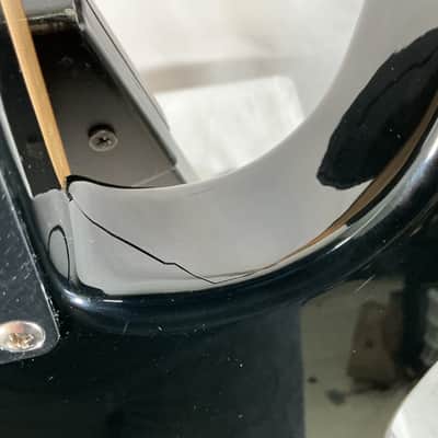 Fender Standard Stratocaster Left-Handed with Rosewood Fretboard 2003 - Black image 14