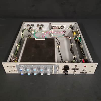 Vintage Neve 33115 pair w/ custom rack image 10