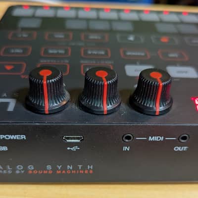IK Multimedia UNO Analog Synth image 5