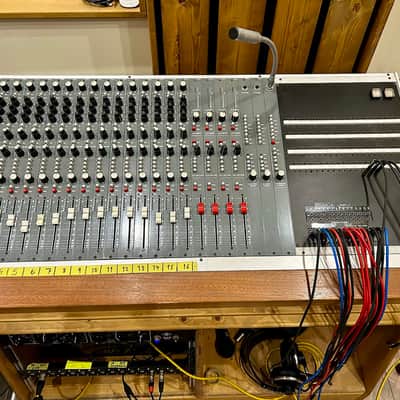 Acousta P200 - Analog Mixing Console image 1