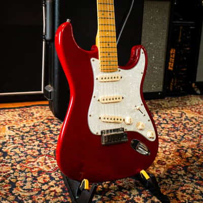 Fender American Deluxe Stratocaster with Maple Fretboard 2002 image 3