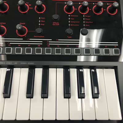 Roland JD-Xi Synthesizer image 2