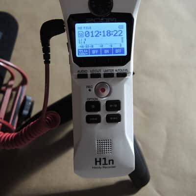 Zoom, H1n, Rode, VideoMic, Field Recording Kit with Thule Pouch image 5