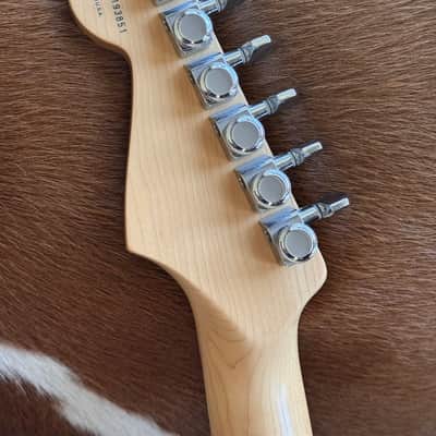 Fender 50th Anniversary American Deluxe Stratocaster 2004 - Sunburst image 11