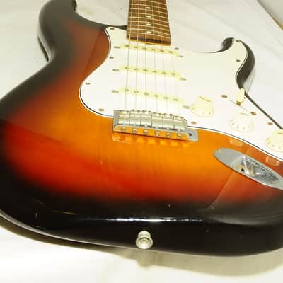 Fender Japan Stratocaster ST62-53 3TS 1995 Fujigen Electric Guitar Ref No.5247 image 7