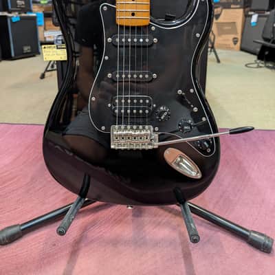 Immagine Squier Classic Vibe 70s Stratocaster HSS MN - Black - 2