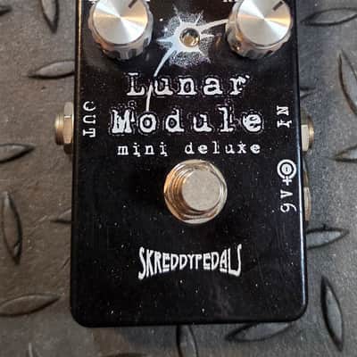 Skreddy Lunar Module Mini Deluxe Pink Floyd Fuzz 5-Knob 2010s - Black image 2