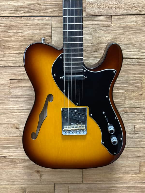 Fender Suona Telecaster Thinline