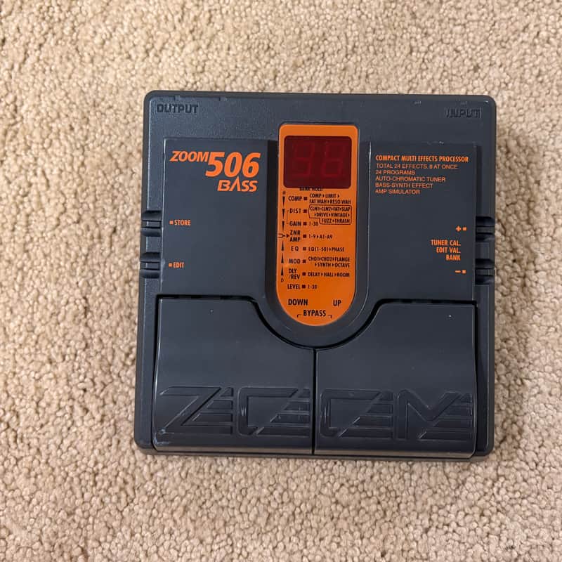 Zoom 506 Bass
