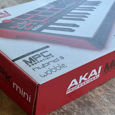 **LIKE NEW-IN BOX-ONE OWNER** Akai MPK Mini MKII 25-Key MIDI Controller 2014 - Present - Black image 5
