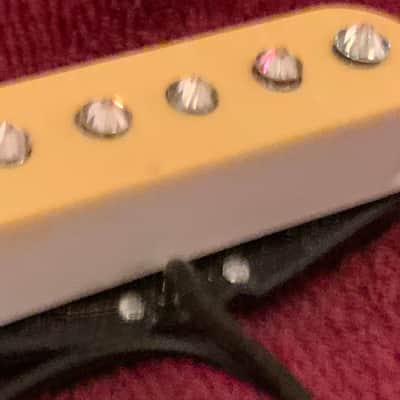 Fender Squier Stratocaster Single Coil Pickup 2010 - Diamond Cream image 2