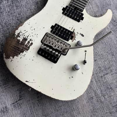 Friedman NoHo 24 2020 - Heavy Relic White Over Flame Maple Grover Jackson Build image 3
