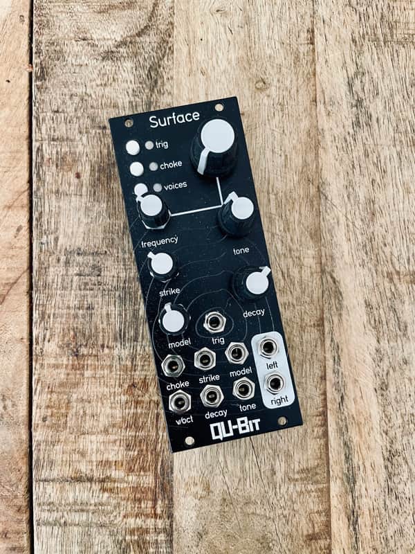 Qu-Bit Electronix Surface 2020 - Present - Black image 1