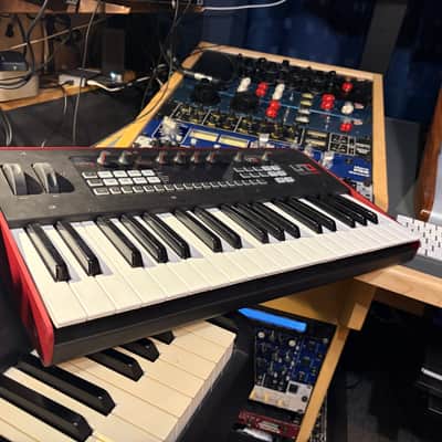 IK Multimedia UNO Synth Pro 37-Key Analog Synthesizer 2021 - Black image 1