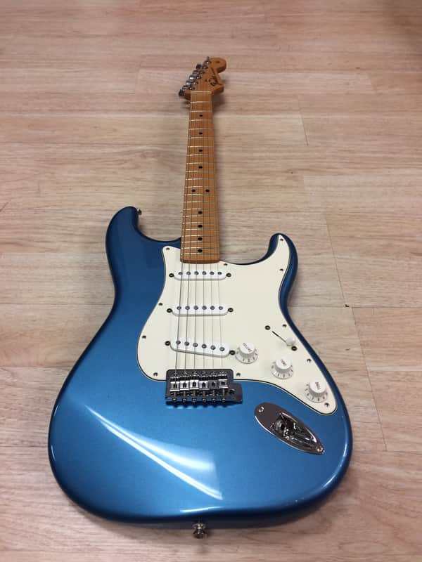 Fender Stratocaster 2009 Blue MIM | Reverb