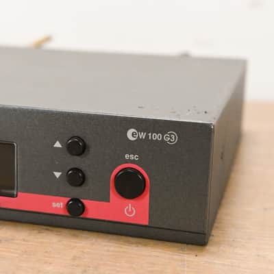 Sennheiser EM 100 G3 Wireless Receiver - 566-608 MHz (NO POWER SUPPLY) CG014LK image 4