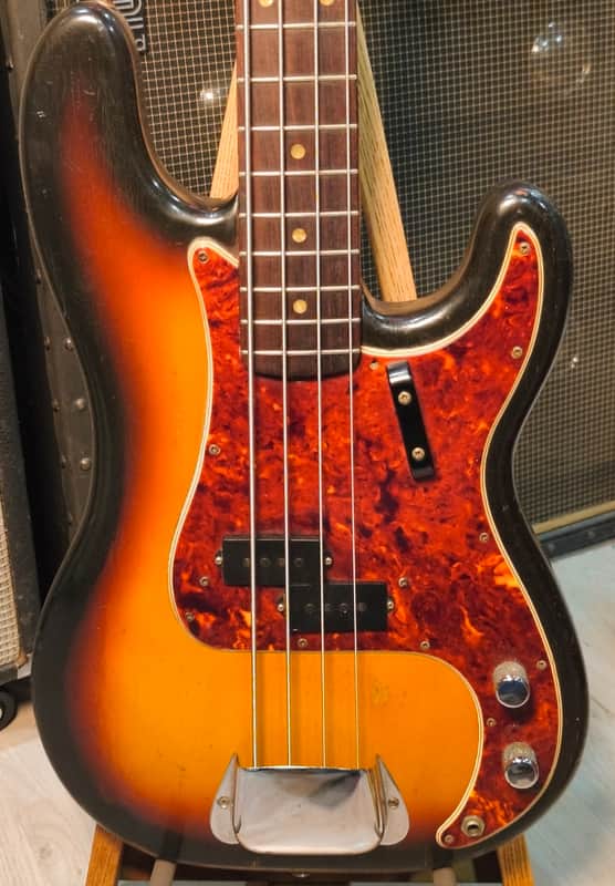 Fender Precision Bass with Rosewood Fretboard 1966 Sunburst - Good