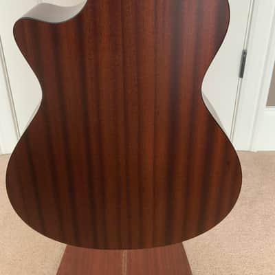 Taylor 352ce 12 String 12 Fret image 3