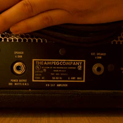 Ampeg SVT Tube 300-Watt Bass Amp Head 1976-79 - Black Line - Curved image 9