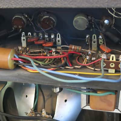 Kalamazoo Model 2 Black with Tremolo image 9