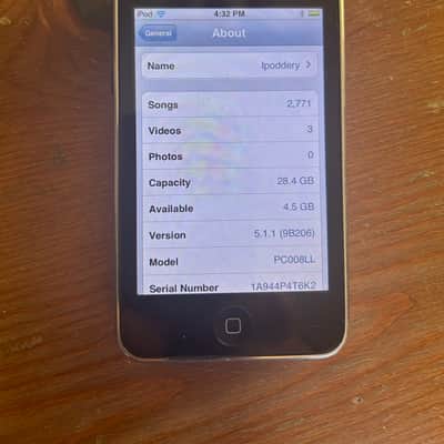 Apple iPod touch A1318 2009 32GB  - black with music + videos image 1