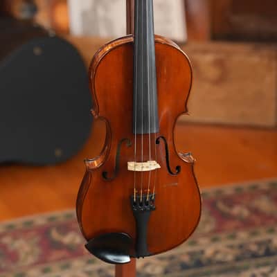 (Used) Vintage 3/4 Size Student Violin w/ Hand-Carved Wooden Case image 4