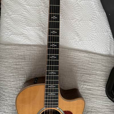 Taylor 816ce with ES1 Electronics 2012 - Natural image 4