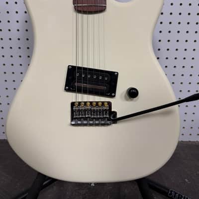 Kramer Baretta Special with Granadillo Fretboard 2010s - Vintage White image 2