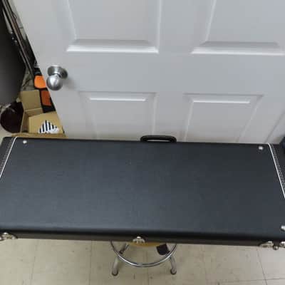 Fender Vintage Custom Shop Deluxe Hard Side Case, Black w/ Black Interior (USA) image 7