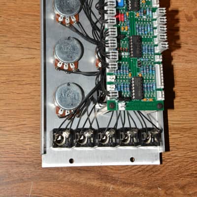 Synthesizers.com Q106 Oscillator Module (5U) - 2012 - With Manual image 4