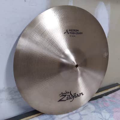 Zildjian 18" A Series Medium Thin Crash Cymbal 1982 - 2012 - Traditional image 2